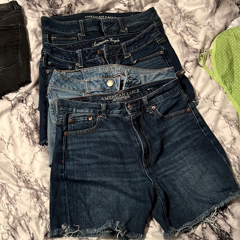 American Eagle Size 4 Shorts
